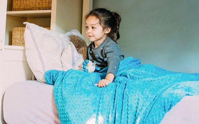 A Brief History of Autism & Weighted Blankets - Magic Weighted Blanket (Made in USA)
