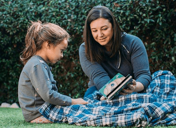 Can a 2 year old use a weighted online blanket